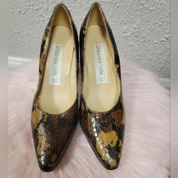 Jones New York - Women's Snakeskin Heels - Picture 2 of 10